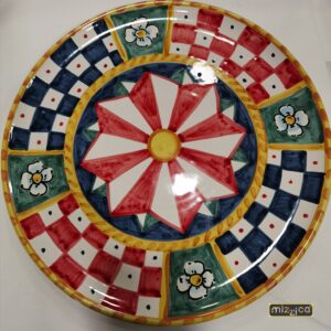 Sottopiatto in ceramica.