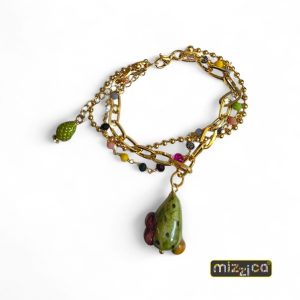 Bracciale color oro con ciondolo in ceramica